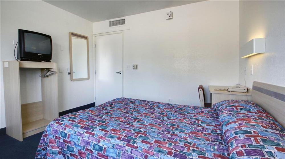 Econo Lodge ミッドベール 部屋 写真