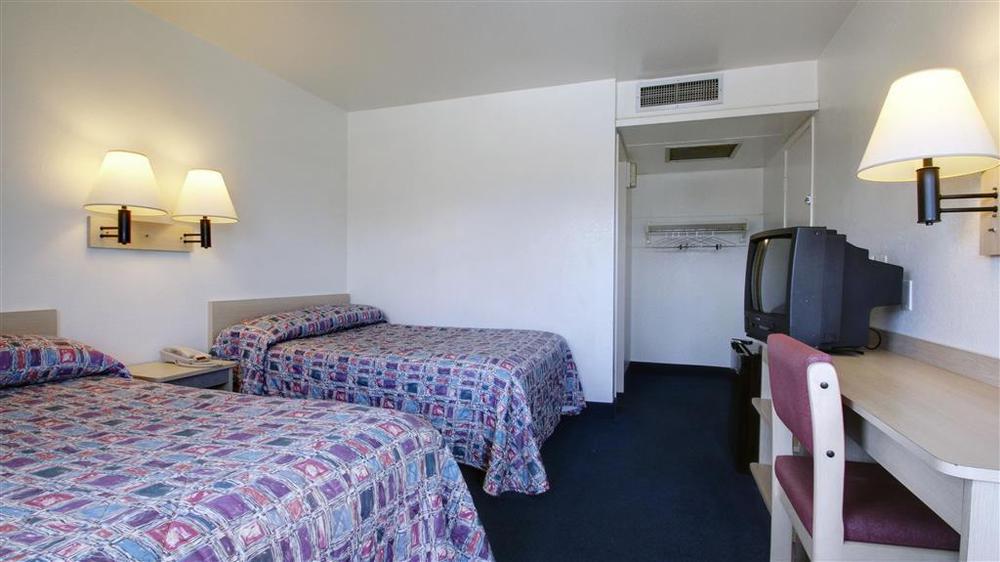 Econo Lodge ミッドベール 部屋 写真