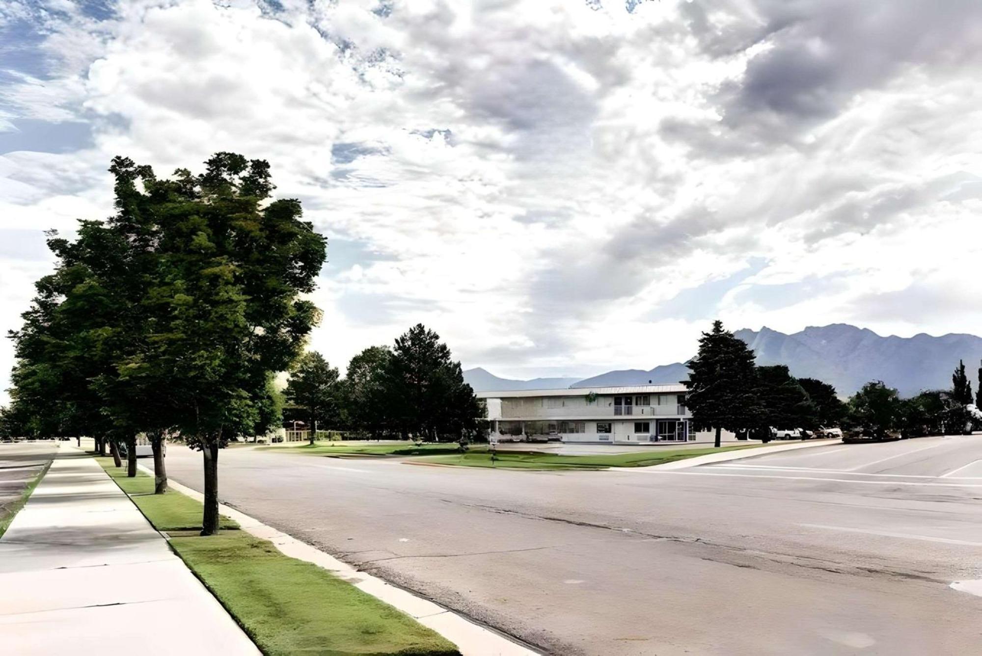 Econo Lodge ミッドベール エクステリア 写真