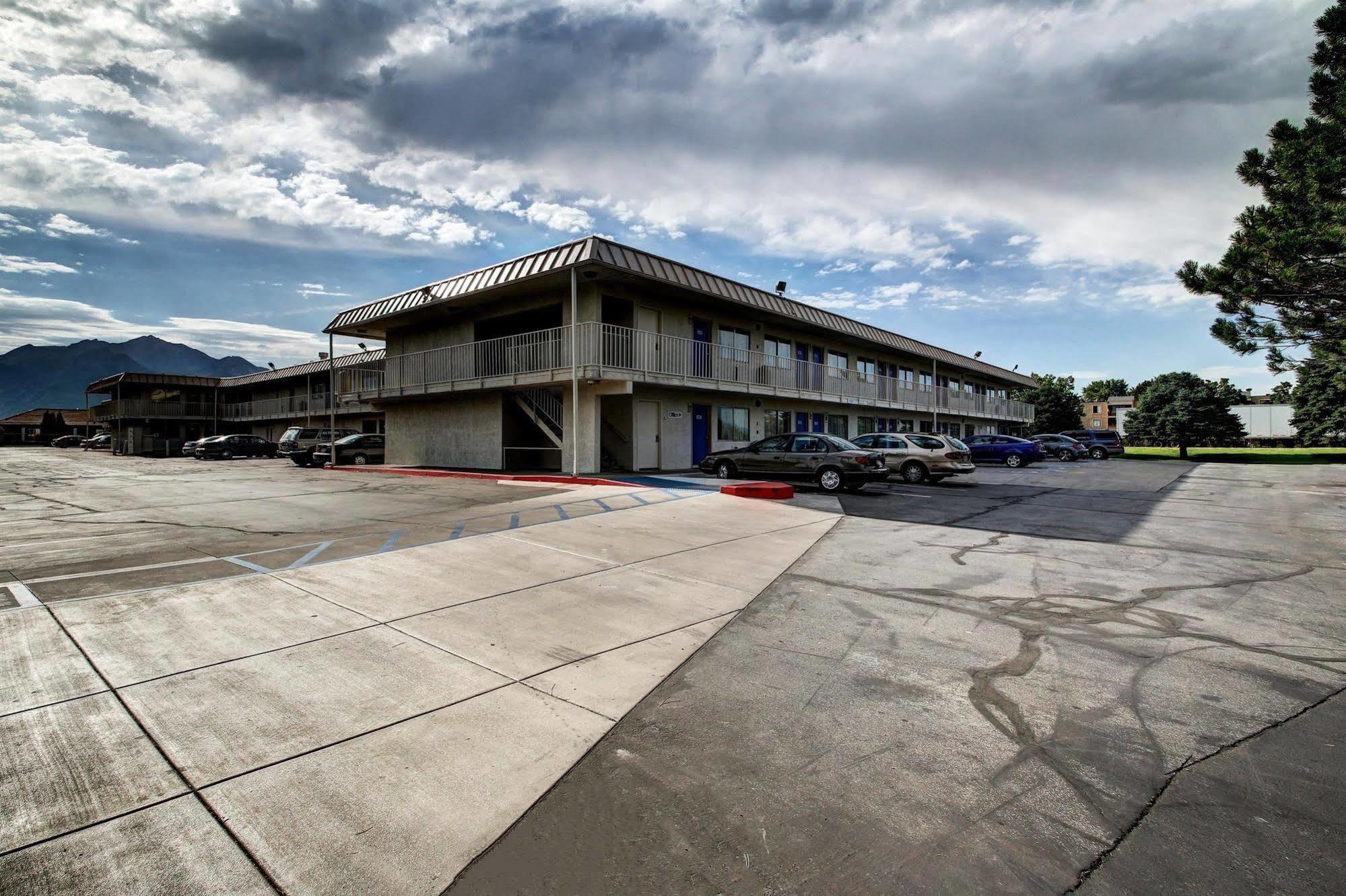 Econo Lodge ミッドベール エクステリア 写真