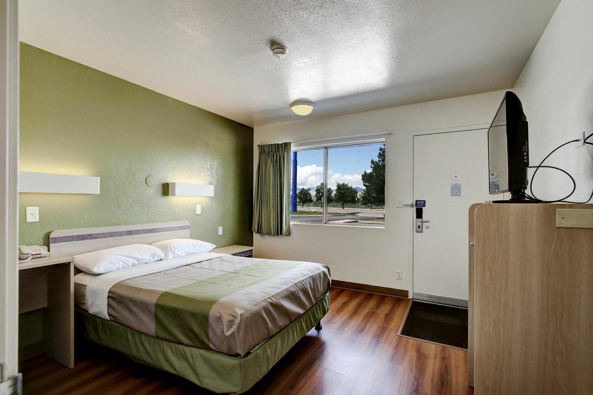 Econo Lodge ミッドベール エクステリア 写真